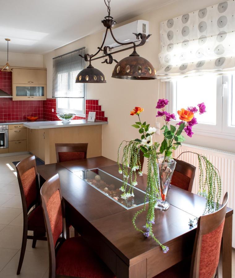 Holiday Lefkas Moonlight Luxury Appartments 니키아나 외부 사진